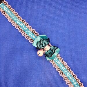 Elegant Lace and Satin Bow Women's Accessory